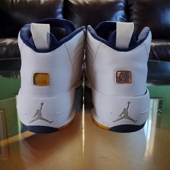 Air Jordan XIX SE - Picture 12 of 14